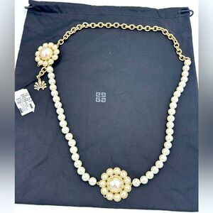 Women's Lele Sadoughi mother of Pearl necklace NWT